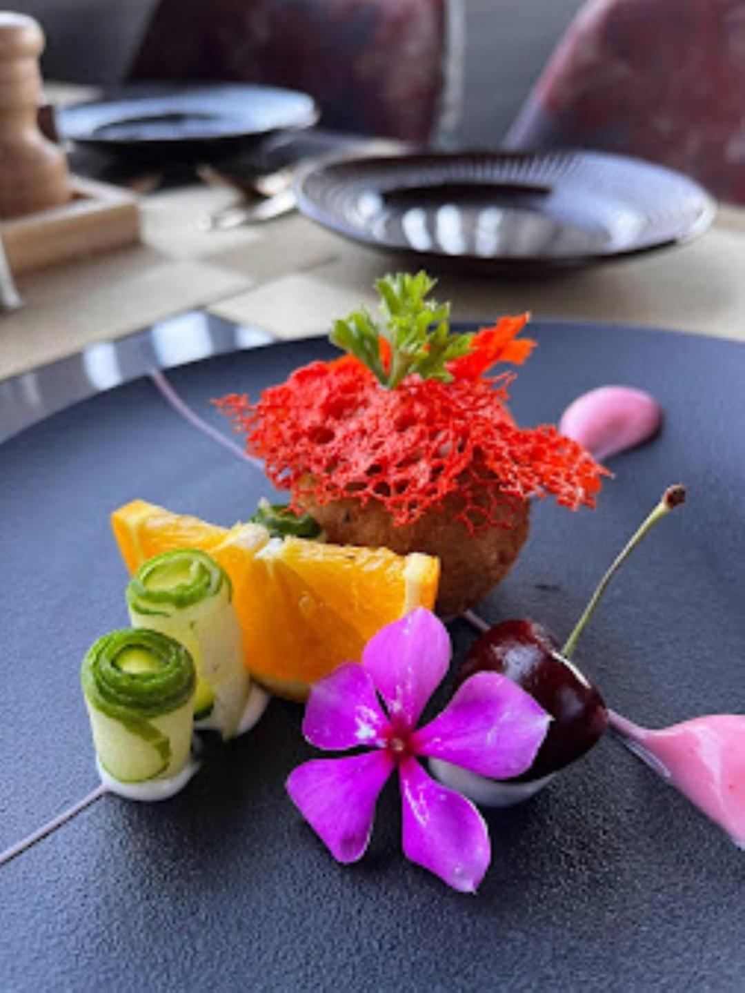 Red Orchid Hotel 칸푸르 외부 사진