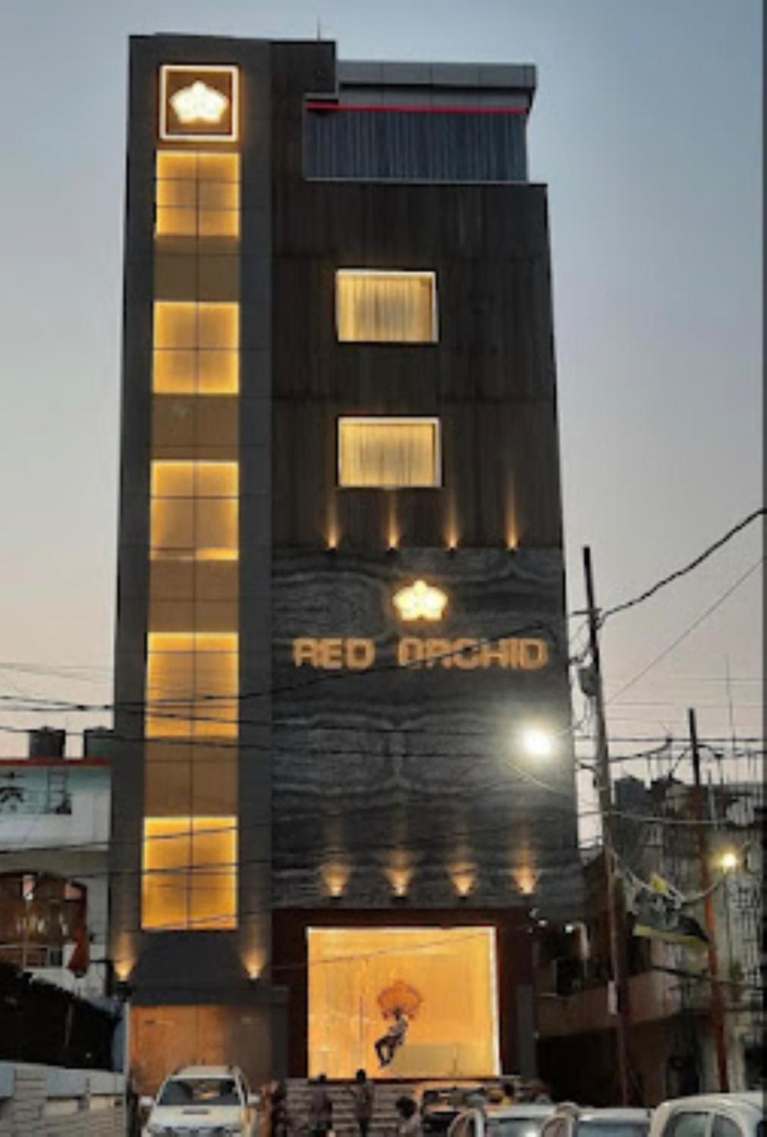 Red Orchid Hotel 칸푸르 외부 사진